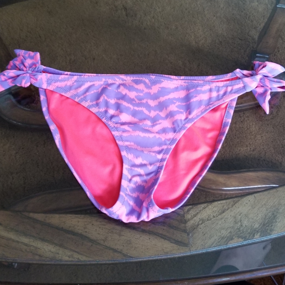 COPY - VICTORIA SECRET Swimbottoms(MUST BUY ADDITIONAL ITEMS TO PURCHASE)